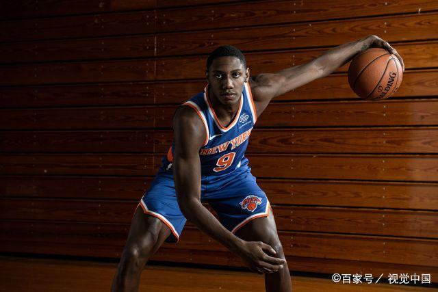 吉伦沃特完成注册 新赛季继续代表山东队出战