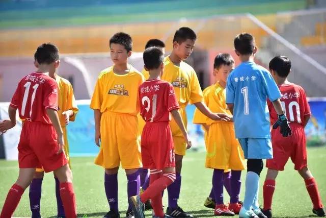 徐杰21分广东不敌浙江 陈盈骏38分首钢负山东